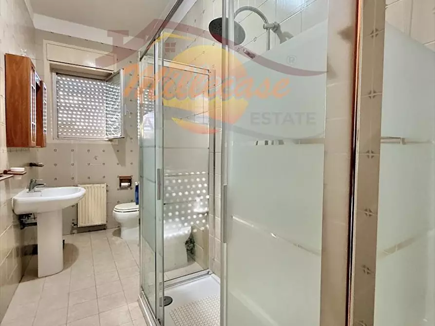 Immagine 19 di Pentalocale in vendita  in Via Gaetano Barresi a Siracusa