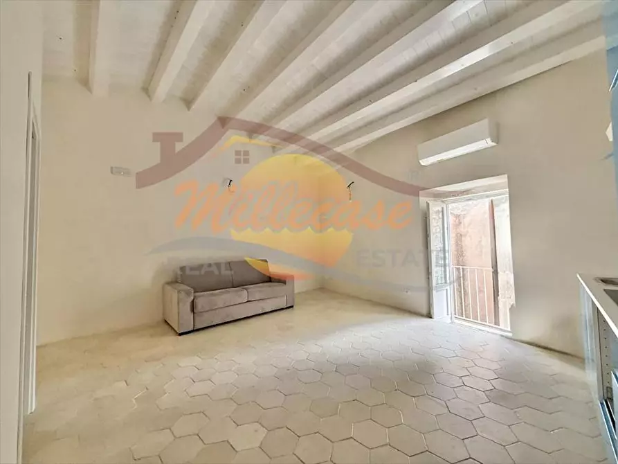 Immagine 15 di Bilocale in vendita  in Corso Giacomo Matteotti a Siracusa