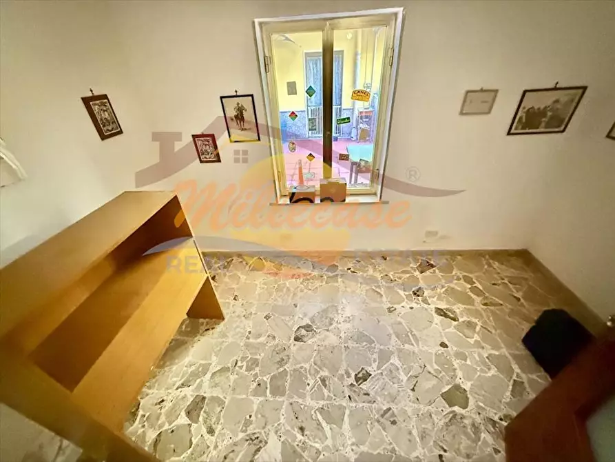 Immagine 26 di Trilocale in vendita  in Via IPPOLITO NIEVO a Siracusa