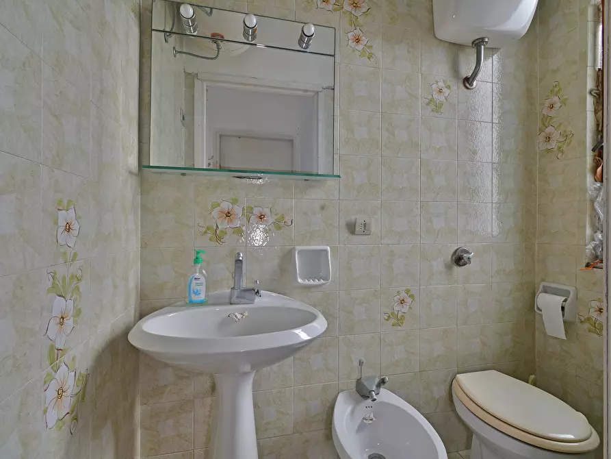 Immagine 4 di Monolocale in vendita  in Via Aurelia 205 a San Bartolomeo Al Mare