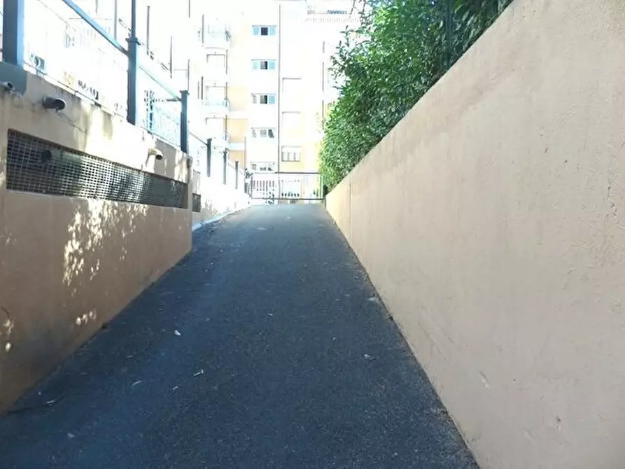 Immagine 2 di Garage in vendita  in Giardini I Maggio a San Bartolomeo Al Mare