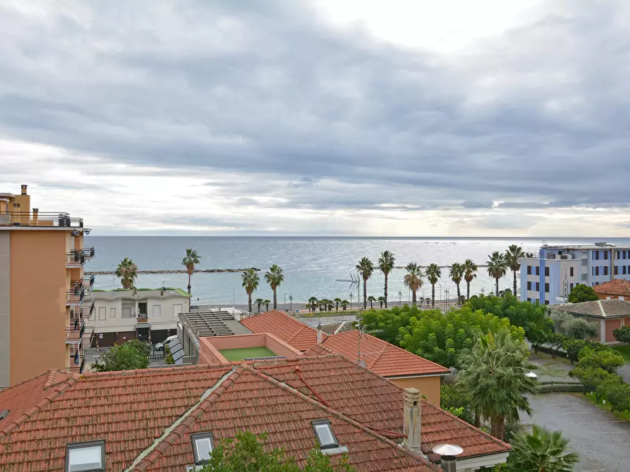 Immagine 1 di Monolocale in vendita  in Via Aurelia 205 a San Bartolomeo Al Mare