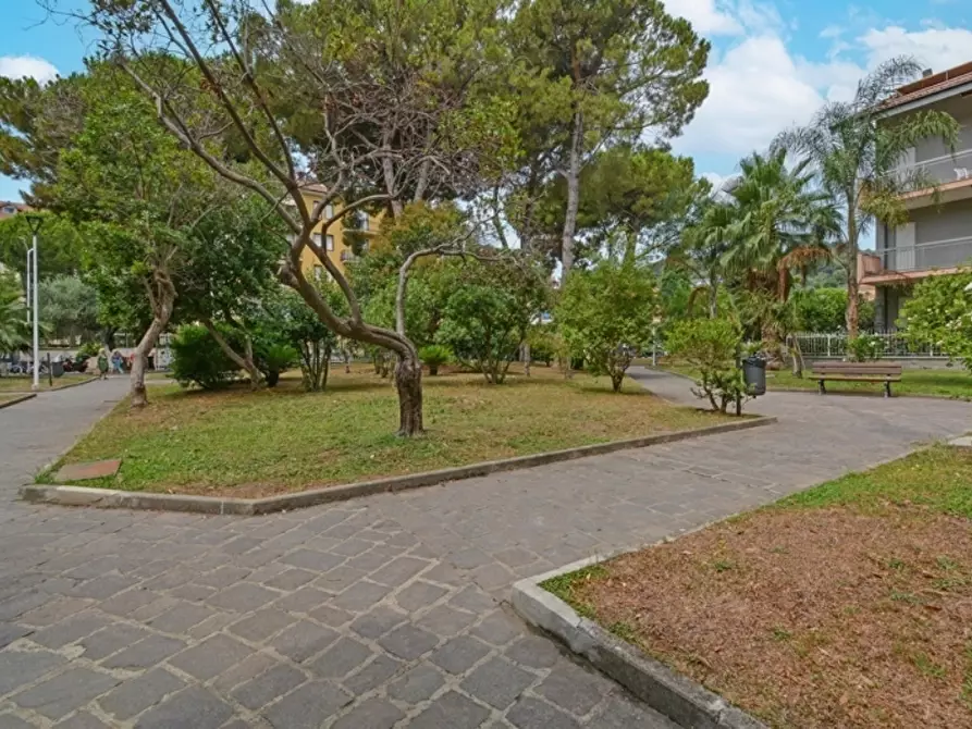 Immagine 28 di Bilocale in vendita  in Via Ischia 5 a San Bartolomeo Al Mare