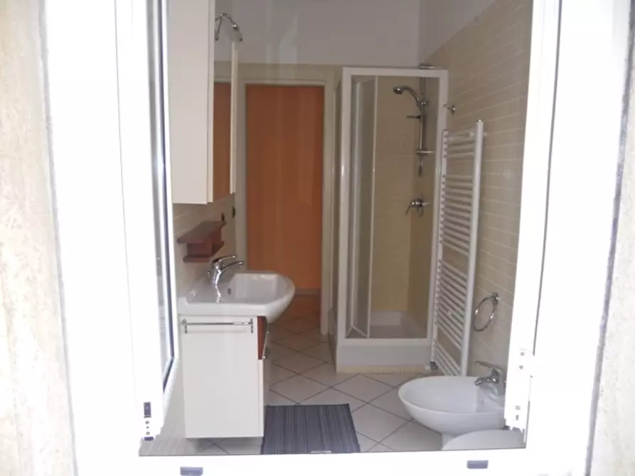 Immagine 42 di Trilocale in affitto  in Via della Torre 9 a San Bartolomeo Al Mare