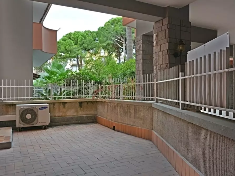 Immagine 6 di Trilocale in vendita  in Viale Europa a San Bartolomeo Al Mare