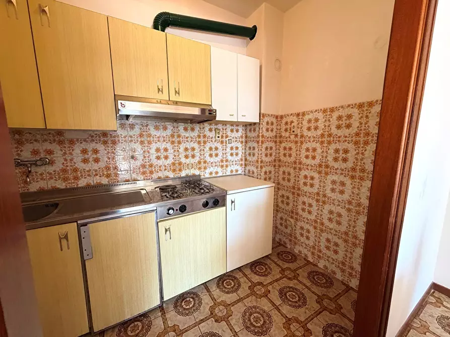 Immagine 12 di Bilocale in vendita  in Piazza XXV Aprile 6 a San Bartolomeo Al Mare