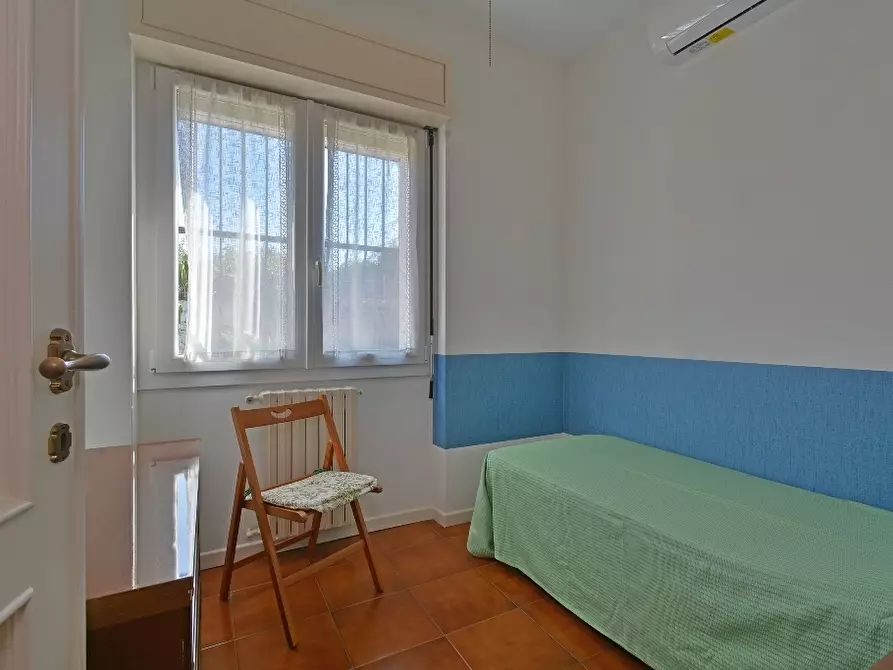 Immagine 21 di Quadrilocale in vendita  in Piazza Sant'Anna 1 a San Bartolomeo Al Mare