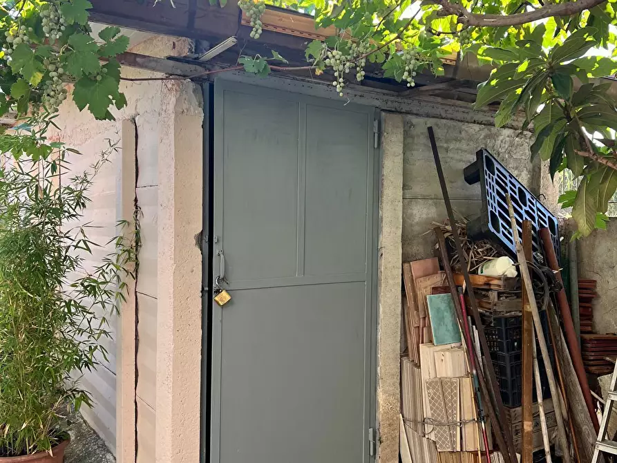 Immagine 23 di Pentalocale in vendita  in Traversa III Amalfi a Gizzeria