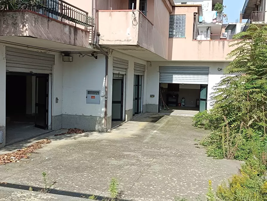Immagine 3 di Magazzino in affitto  in Via del Progresso a Lamezia Terme