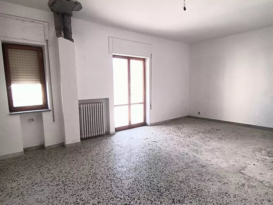 Immagine 1 di Appartamento in vendita  in Viale dei Mille a Lamezia Terme