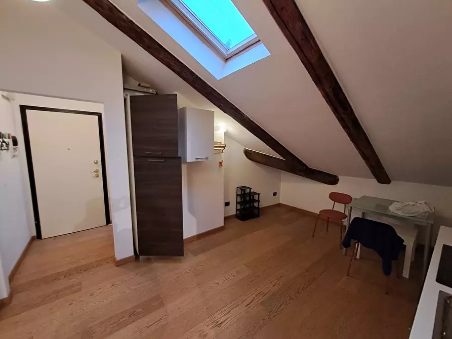 Immagine 9 di Trilocale in vendita  in VIA CONTE VERDE 1 a Torino