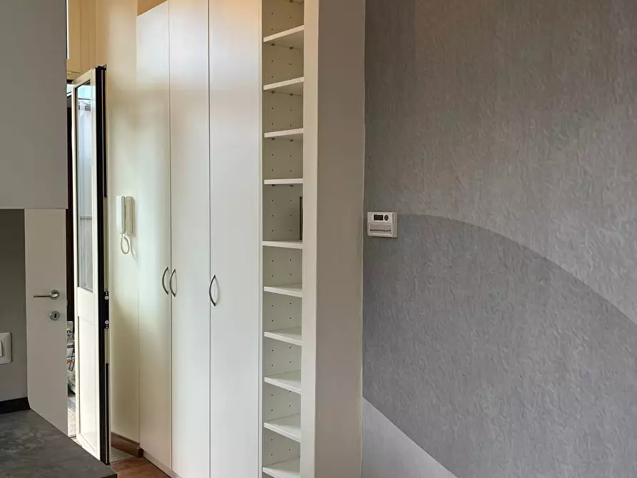 Immagine 4 di Bilocale in affitto  in VIA COSMO 6 a Torino