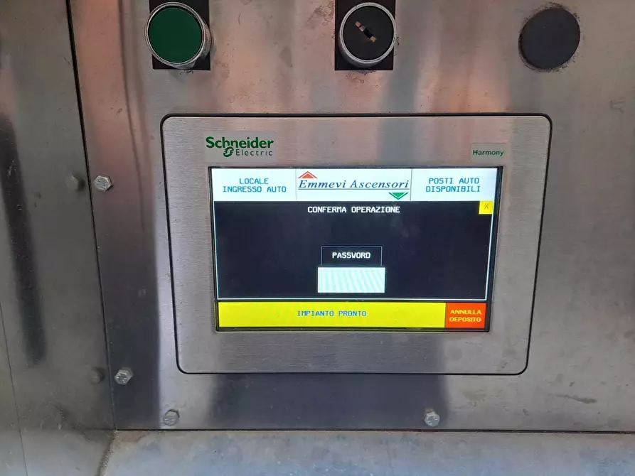 Immagine 8 di Garage in affitto  in Via Palazzo di Città 9 bis/C a Torino