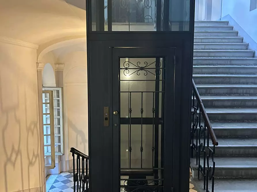 Immagine 11 di Quadrilocale in vendita  a Sarzana