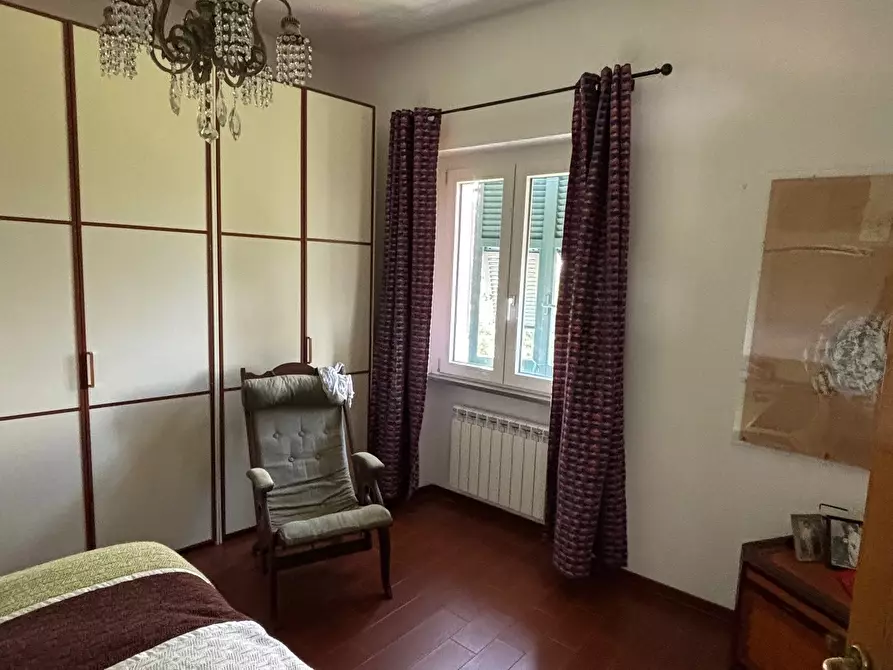Immagine 16 di Casa indipendente in vendita  a La Spezia