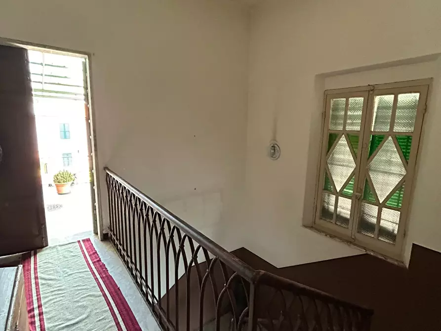 Immagine 24 di Porzione di casa in vendita  a Sarzana