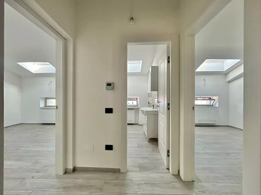 Immagine 1 di Bilocale in vendita  a Sarzana