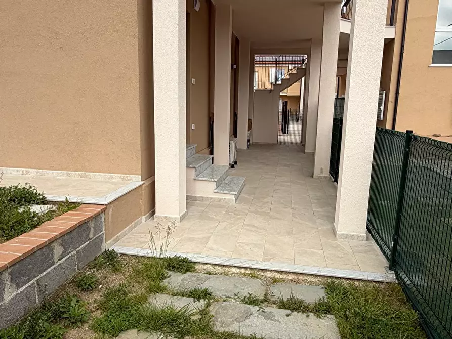 Immagine 13 di Bilocale in vendita  a Sarzana