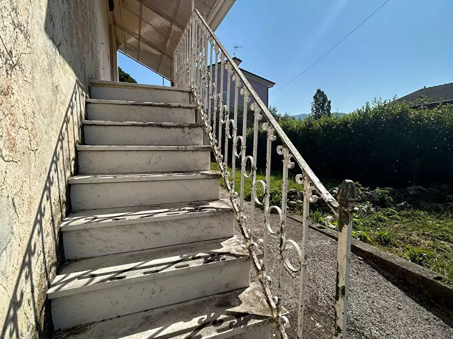 Immagine 21 di Casa indipendente in vendita  a Sarzana