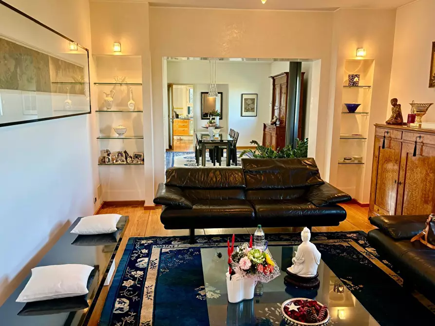 Immagine 59 di Villa in vendita  a Sarzana