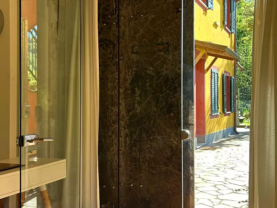 Immagine 21 di Casa bifamiliare in vendita  a Sarzana