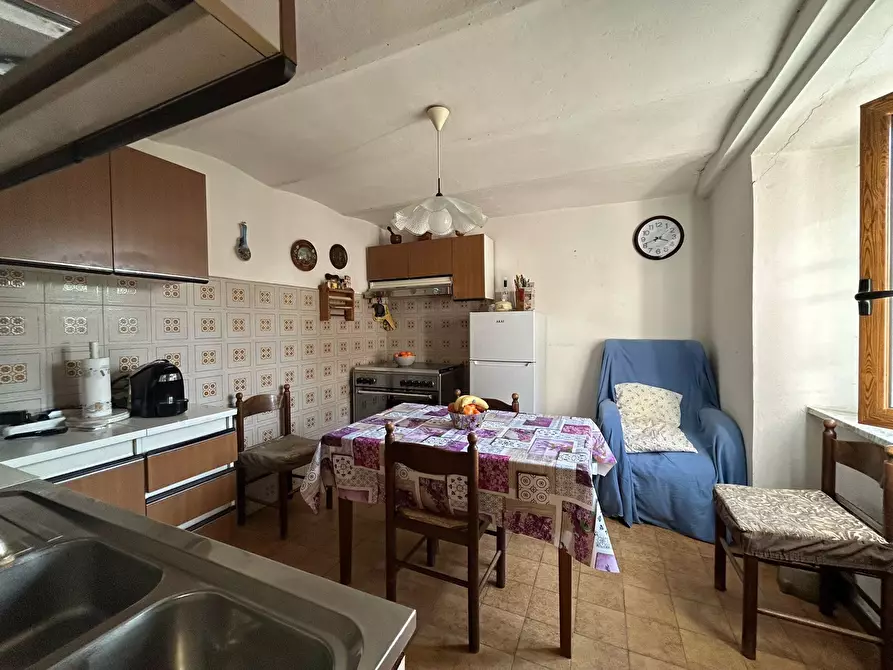 Immagine 16 di Rustico / casale in vendita  a Castelnuovo Magra