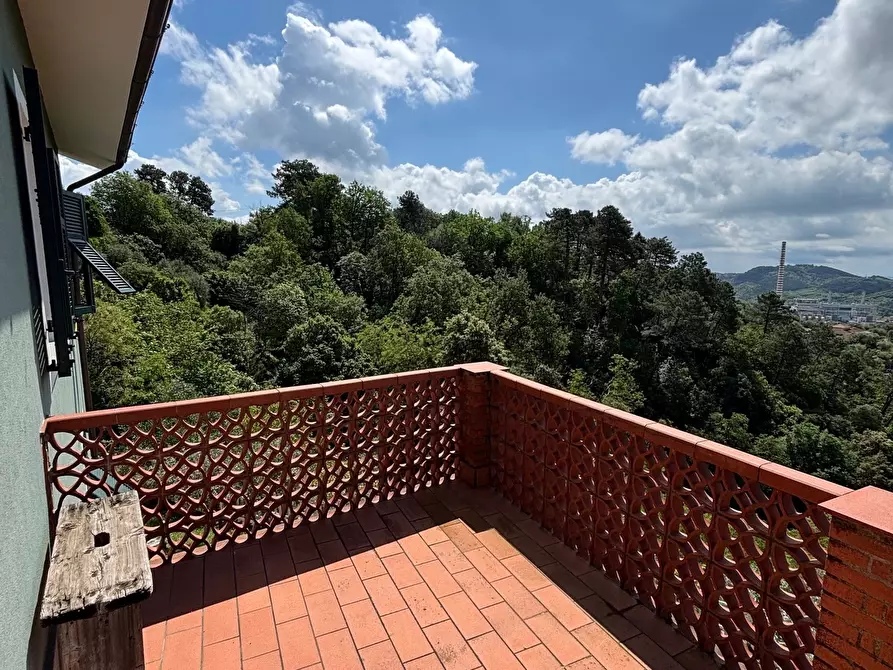 Immagine 23 di Casa indipendente in vendita  a La Spezia