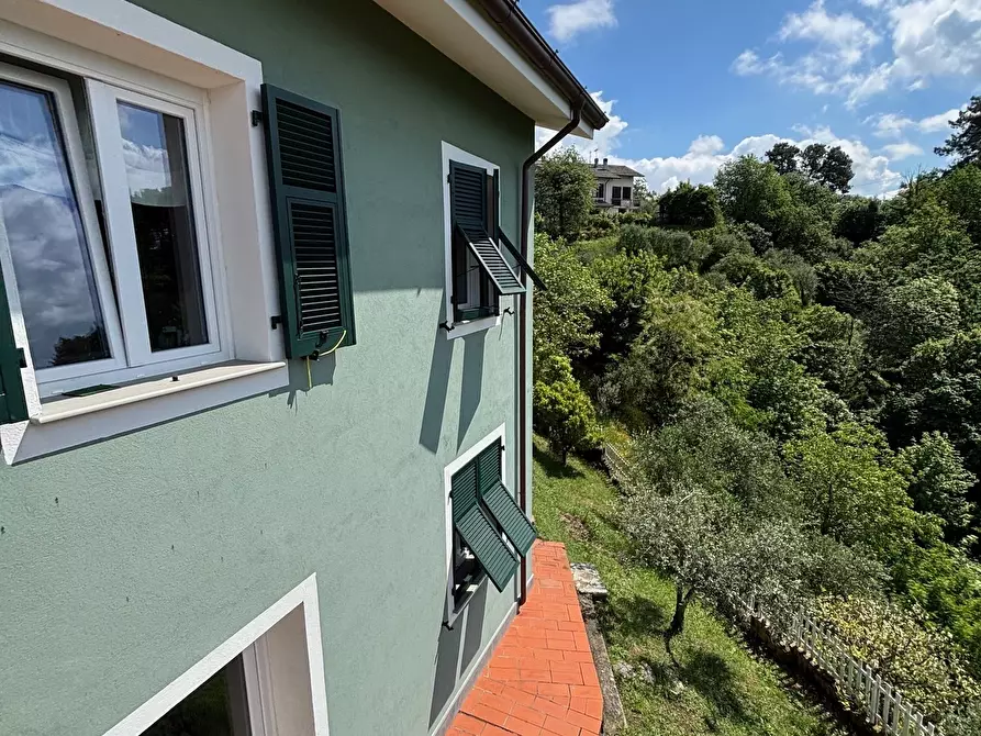 Immagine 6 di Casa indipendente in vendita  a La Spezia