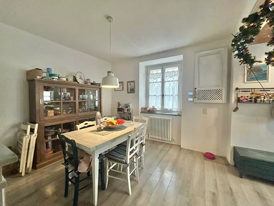 Immagine 10 di Terratetto in vendita  a Sarzana