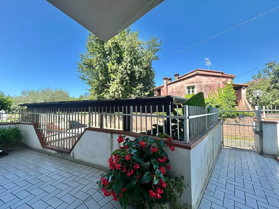 Immagine 12 di Pentalocale in vendita  a Fosdinovo