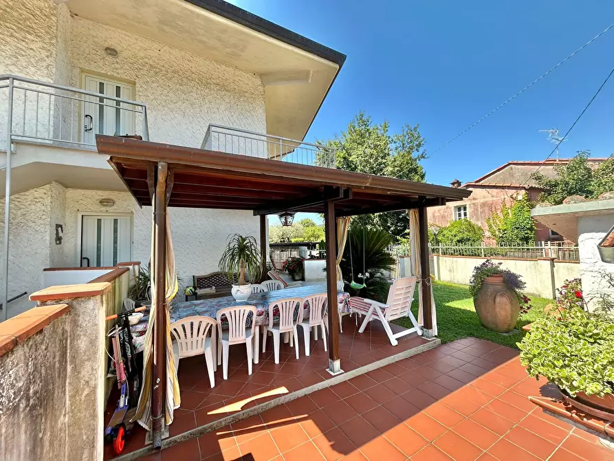 Immagine 9 di Porzione di casa in vendita  a Fosdinovo