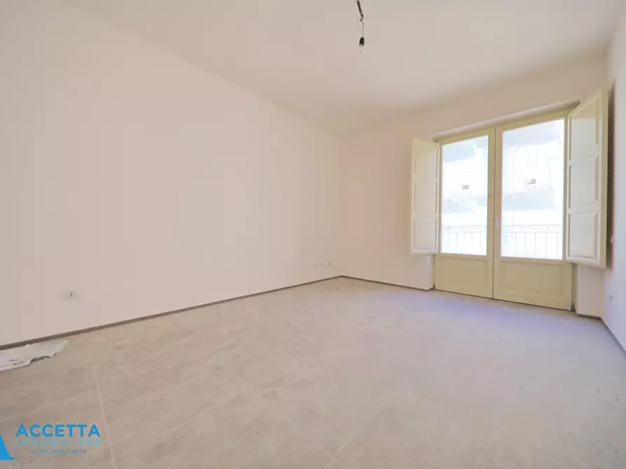 Immagine 11 di Quadrilocale in vendita  in Via Criscuolo 1 a Taranto