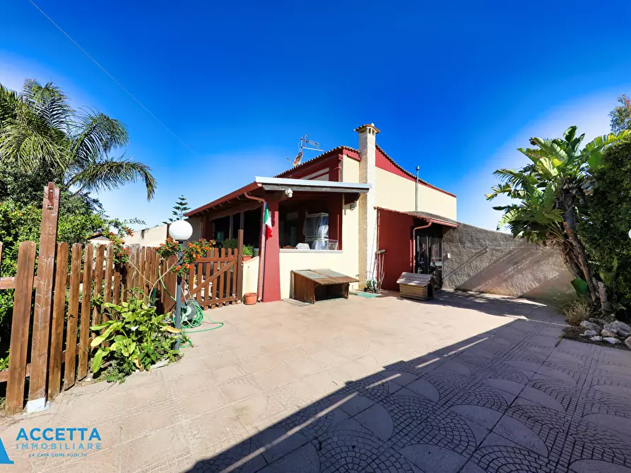 Immagine 27 di Villa in vendita  in Via Razze 11 a Taranto