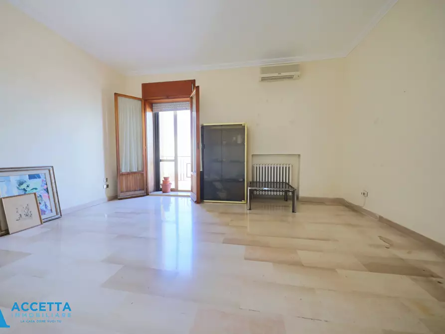 Immagine 6 di Trilocale in vendita  in Via Ugo De Carolis 10 a Taranto