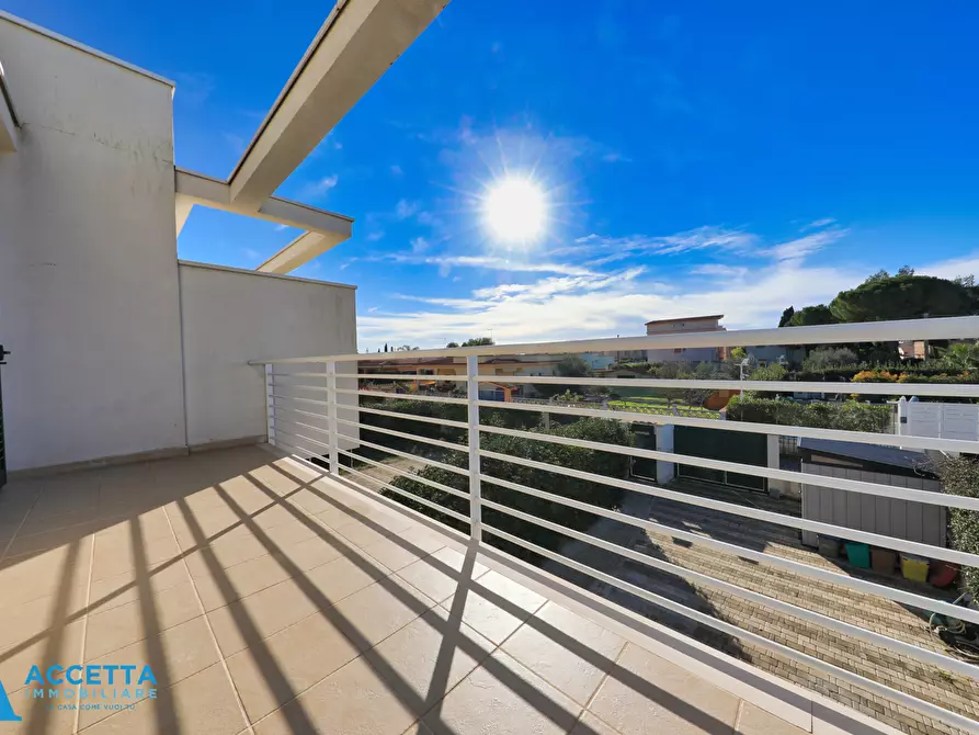 Immagine 26 di Villa in vendita  in Via Fior di Zenzero 2 a Taranto