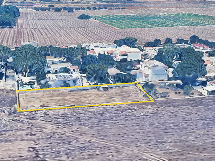 Immagine 7 di Terreno agricolo in vendita  in Via Rosmarini a Leporano