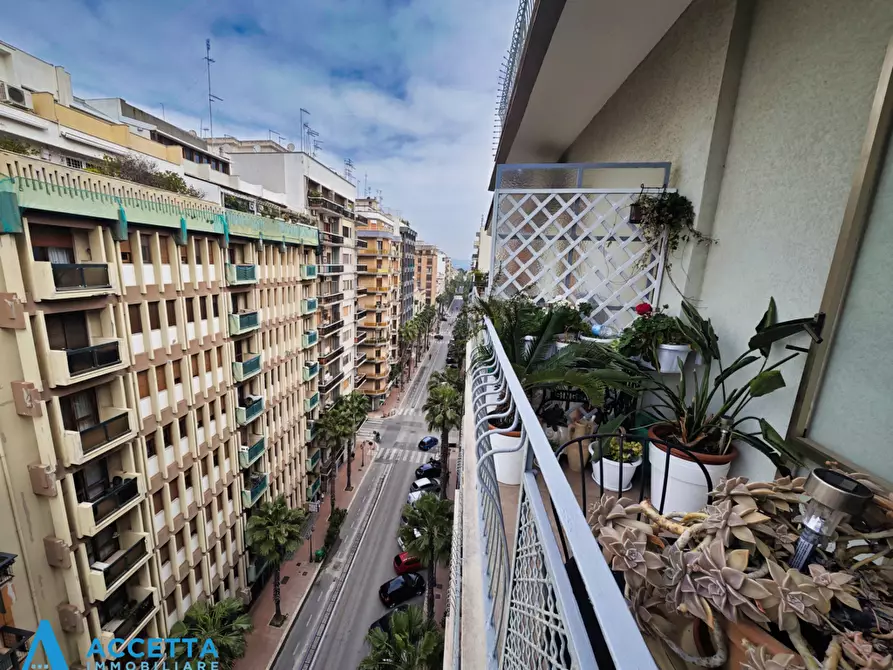 Immagine 20 di Trilocale in vendita  in Via Angelo Berardi 83 a Taranto