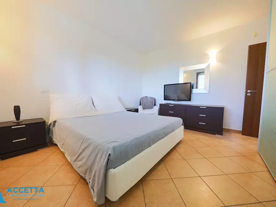 Immagine 18 di Villa in vendita  in Via Delfini 55 a Taranto