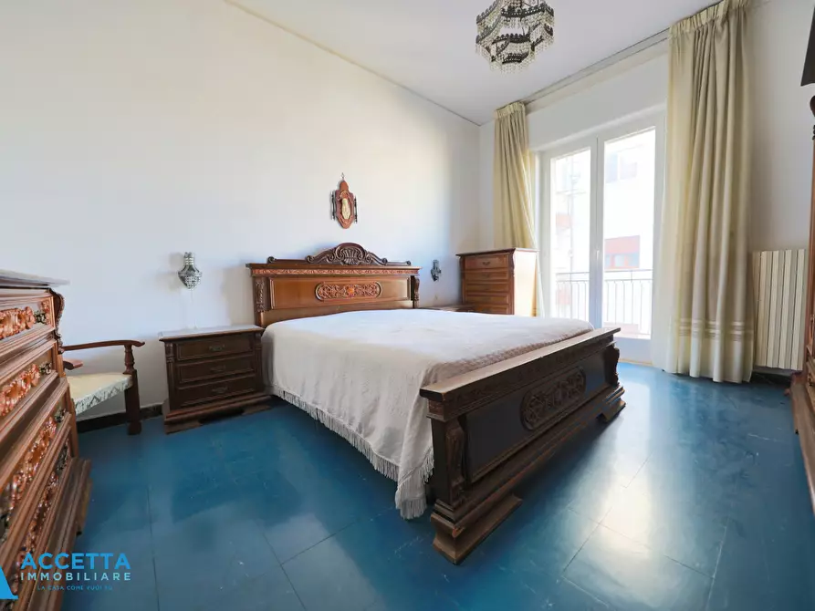 Immagine 17 di Trilocale in vendita  in Piazza Pio X 42 a Taranto