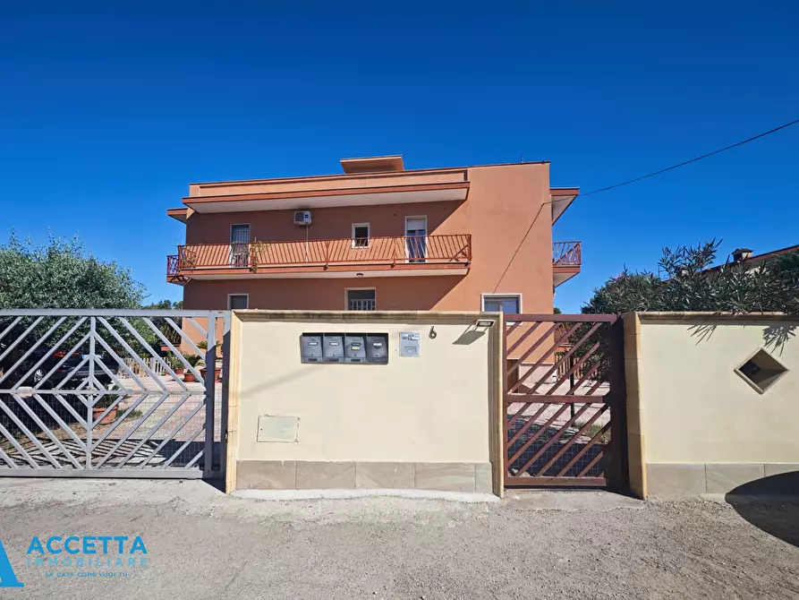 Immagine 20 di Trilocale in vendita  in Via Cesare Pascarella 6 a Taranto