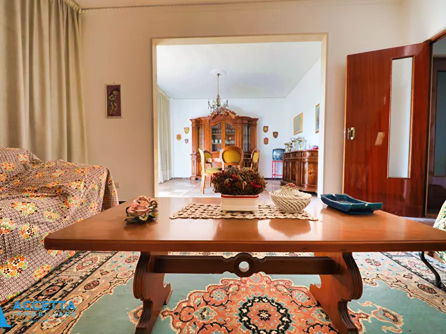 Immagine 1 di Trilocale in vendita  in Piazza Pio X 42 a Taranto