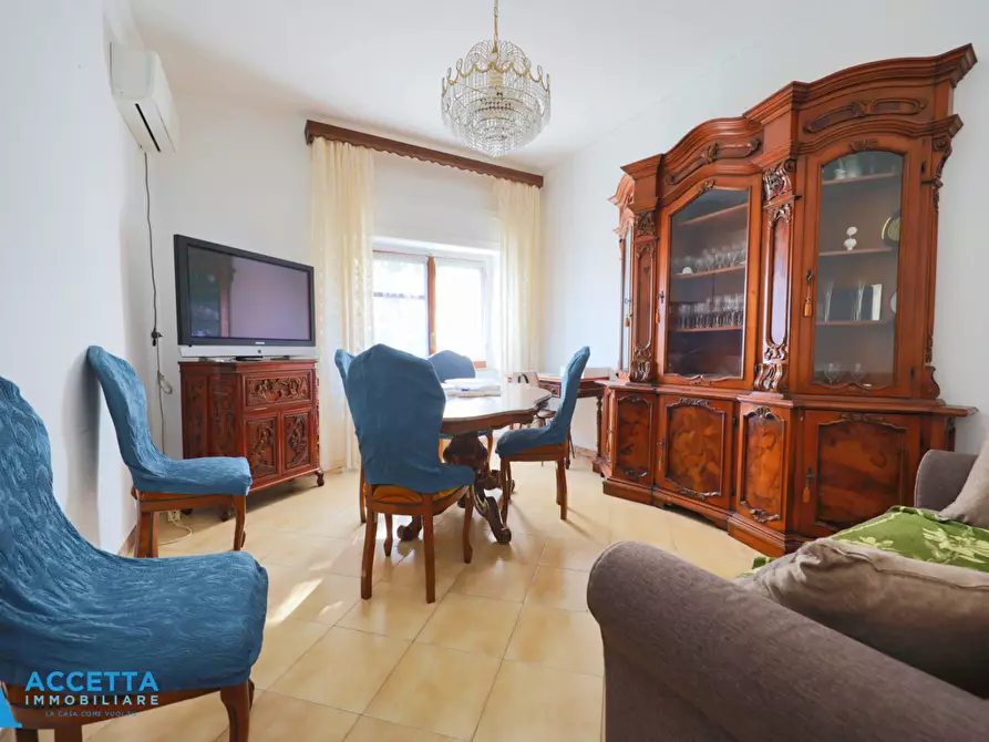 Immagine 10 di Quadrilocale in vendita  in Via della Croce 2 a Taranto