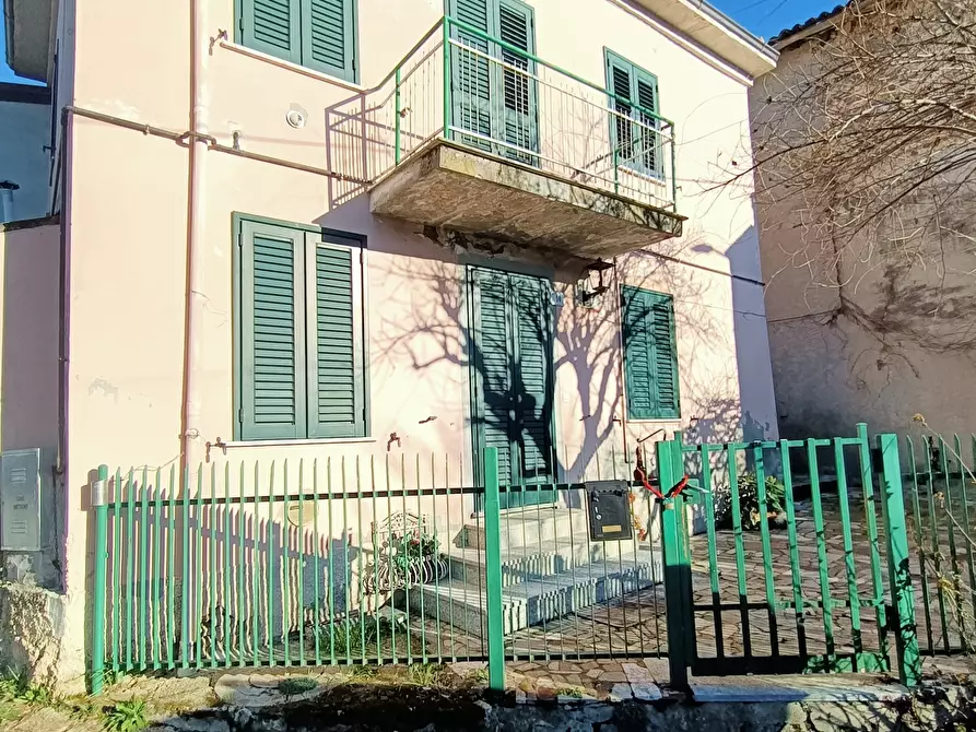 Immagine 1 di Porzione di casa in vendita  in Località Casanova a Pianello Val Tidone