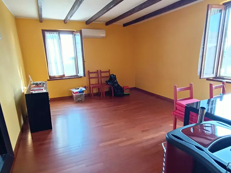 Immagine 1 di Trilocale in vendita  in Via Pievetta a Castel San Giovanni