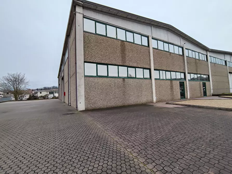 Immagine 1 di Attività artigianale in affitto  in via campo sportivo a Pianello Val Tidone