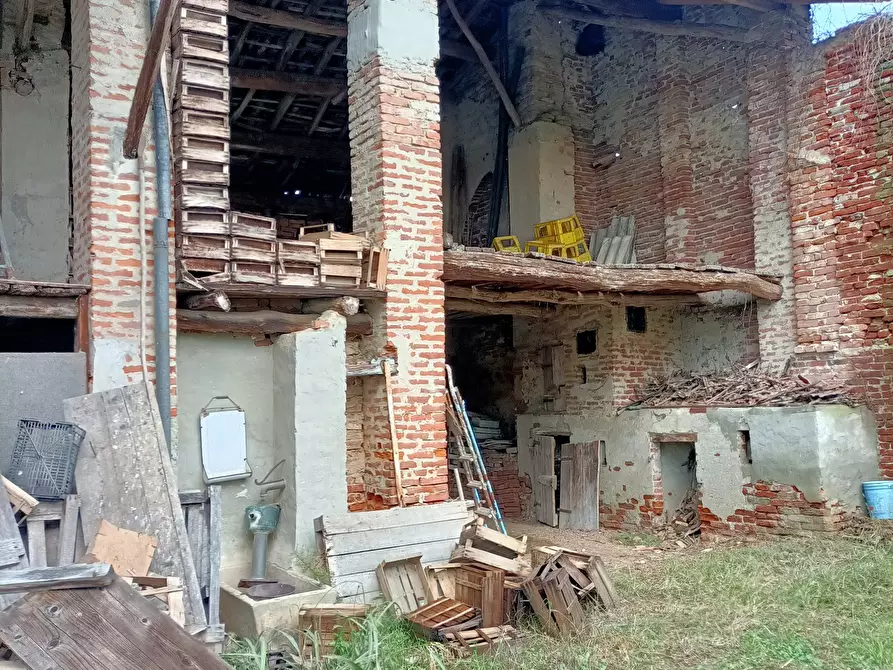 Immagine 28 di Rustico / casale in vendita  in Via Felice Cavallotti a Pieve Porto Morone