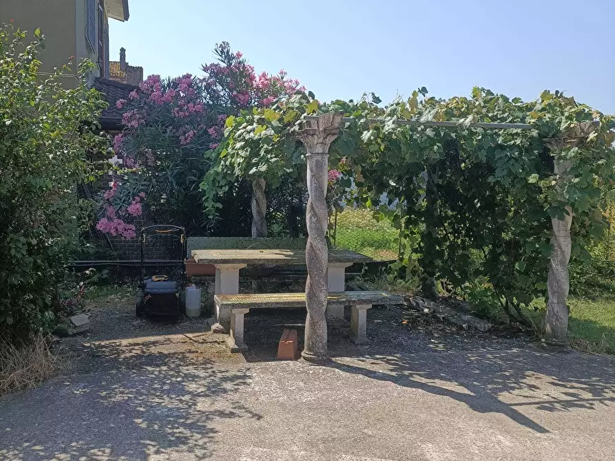 Immagine 5 di Casa indipendente in vendita  in Via Monticelli a Badia Pavese