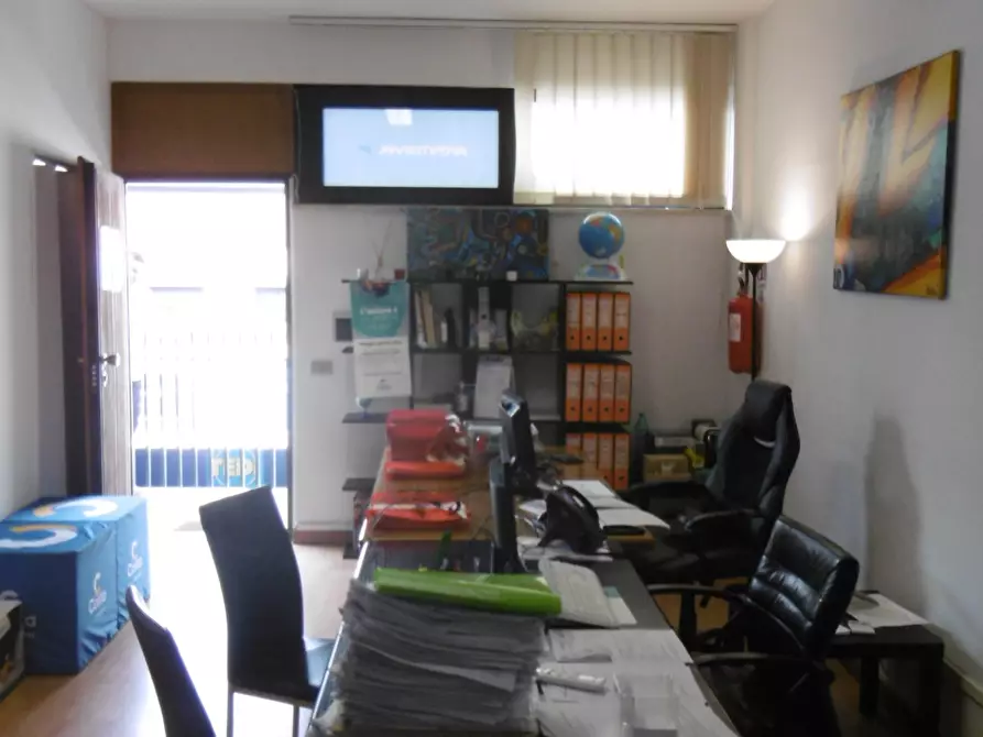 Immagine 5 di Ufficio in affitto  in Via della Pisana a Roma