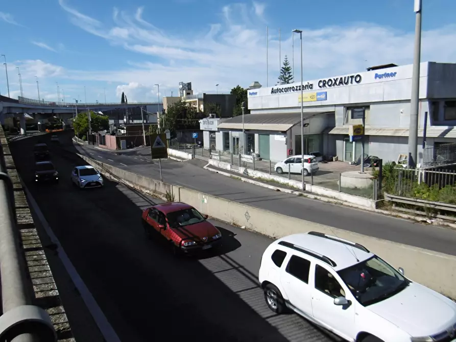 Immagine 4 di Capannone industriale in vendita  in VIA DELLA MAGLIANA a Roma