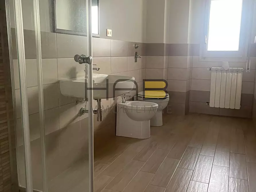 Immagine 7 di Trilocale in affitto  a Trapani